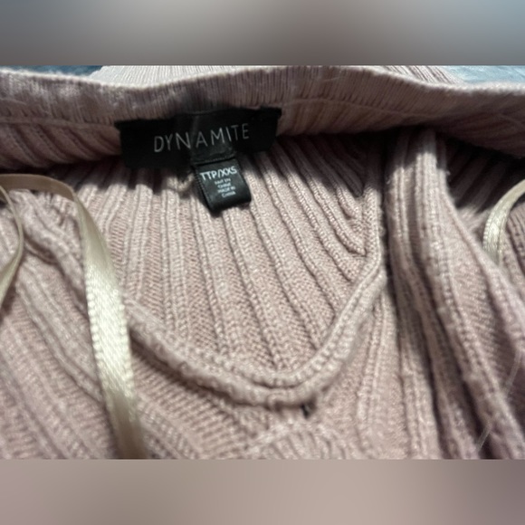 Dynamite tank top -cropped with straps - Picture 3 of 4